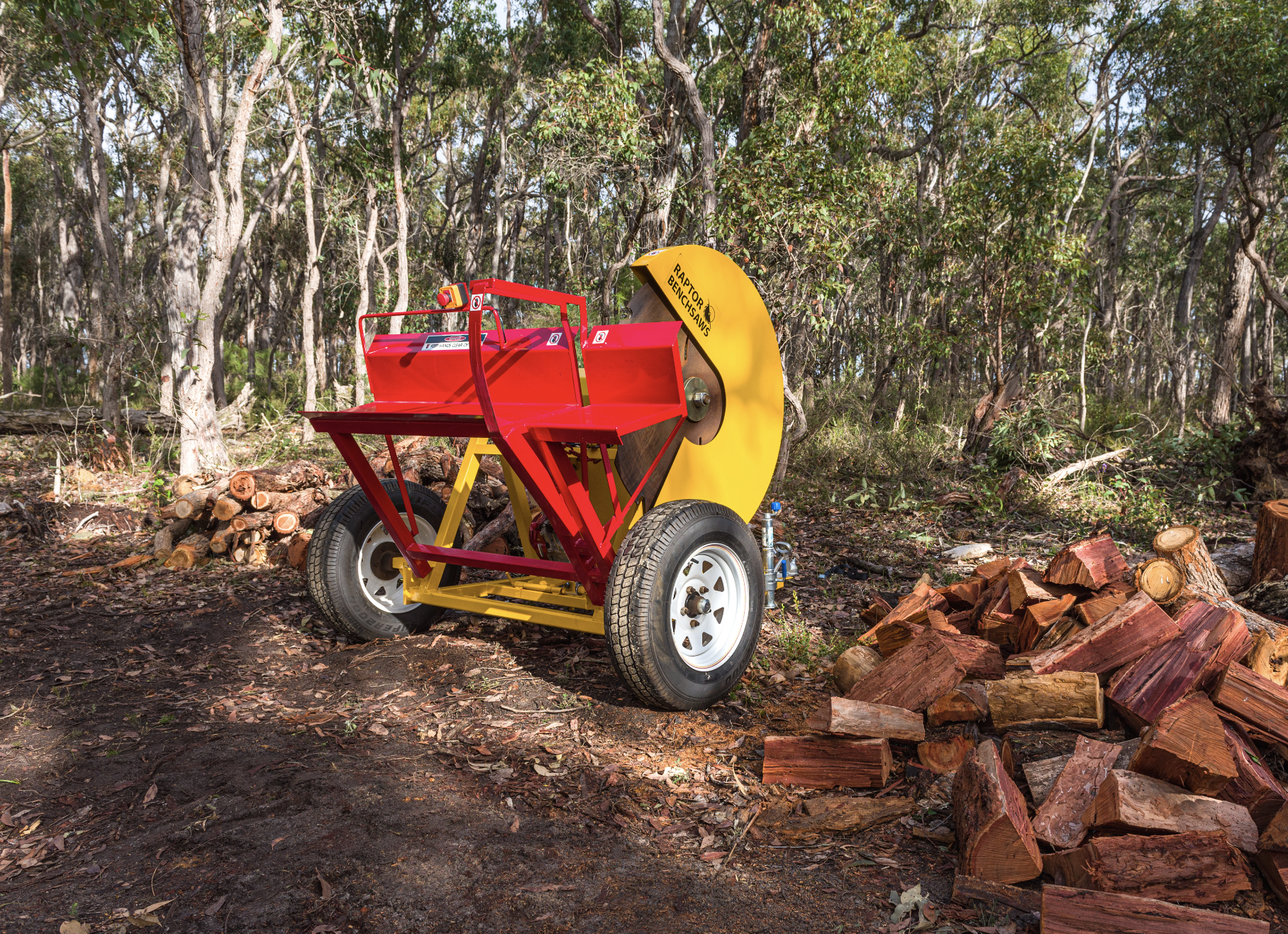 RAPTOR Towable Motorised 36" Benchsaw
